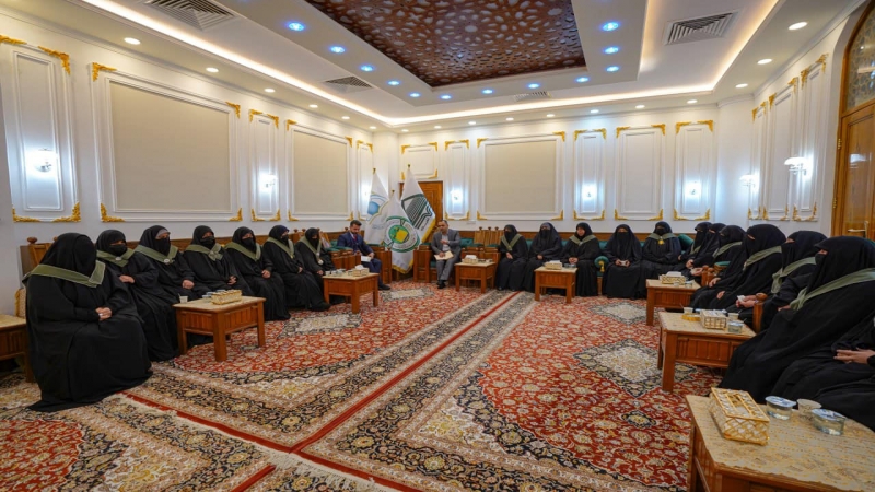 الأمانة الخاصة للمرقد المطهر تعقد اجتماعاً مع شعبة الزينبيات (الوجبة المسائية)