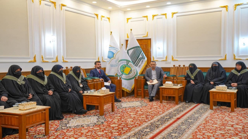الأمانة الخاصة للمرقد المطهر تعقد اجتماعاً مع شعبة الزينبيات (الوجبة المسائية)