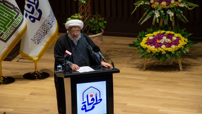 وفد نسوي من المرقد المطهر يحضر فعاليات مؤتمر الزهراء