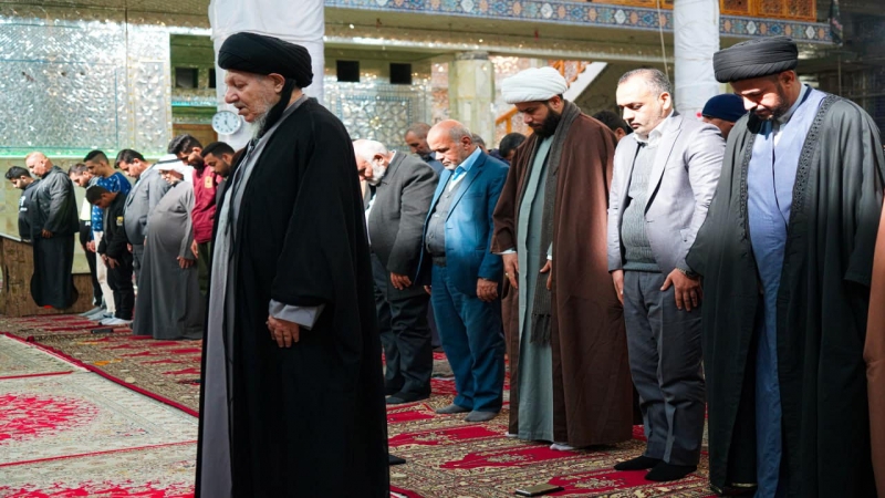 اية الله عبد المنعم الحكيم في رحاب الشريفة بنت الحسن (ع)
