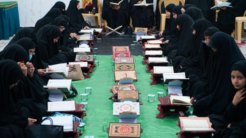 الأمانة الخاصة للمرقد المطهر تقيم جلسة قرآنية نسوية مباركة تيمناً بشهادة راهب بني هاشم