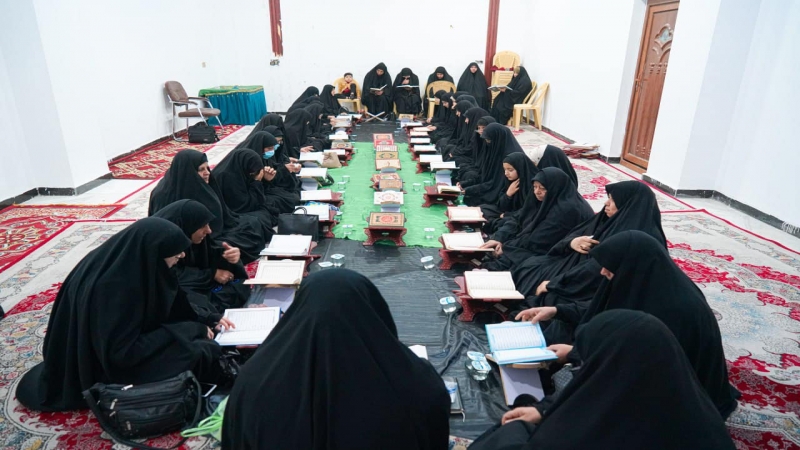 الأمانة الخاصة للمرقد المطهر تقيم جلسة قرآنية نسوية مباركة تيمناً بشهادة راهب بني هاشم