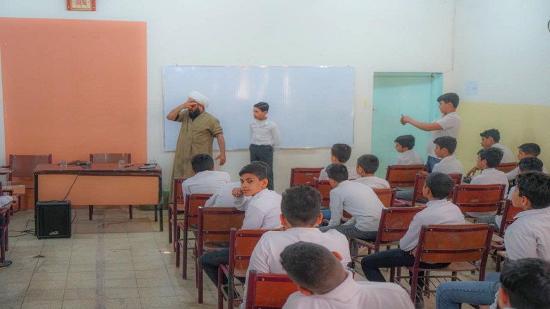 تعليم المسائل الفقهية والعقائدية والأخلاقية