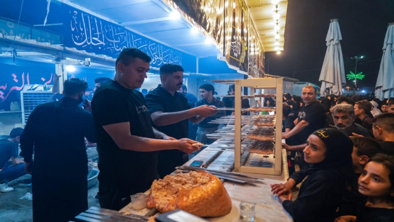 مَوْكِب السَّيِّدَة الشَّرِيفَة