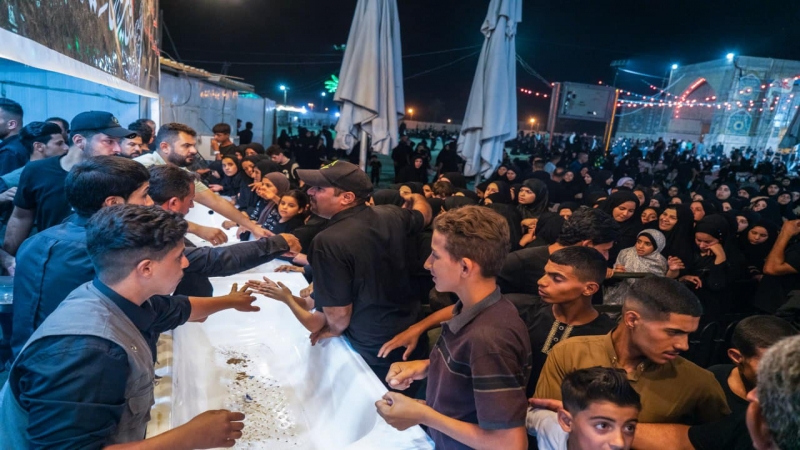 مَوْكِب السَّيِّدَة الشَّرِيفَة