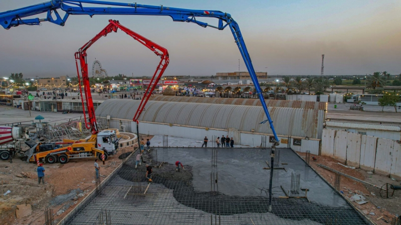 الكوادر الهندسية والفنية تواصل النهار بالليل لأكمال مشروع أواوين المرقد الشريف