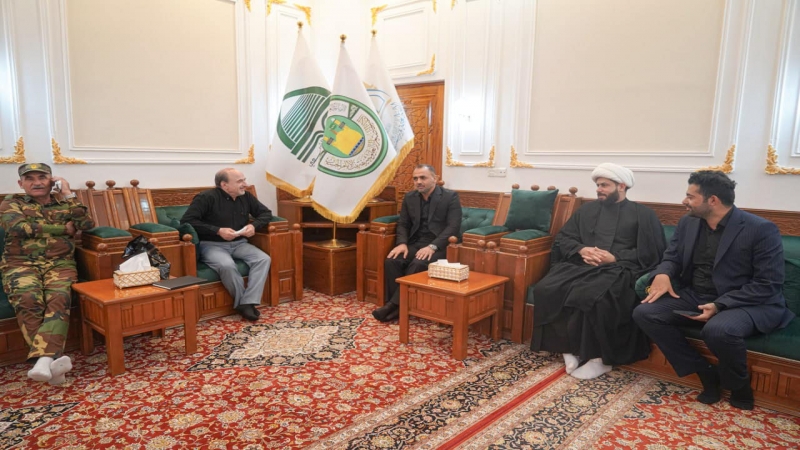 معاون وزير الداخلية والوفد المرافق له يتشرفان بزيارة مرقد طبيبة المعلولين