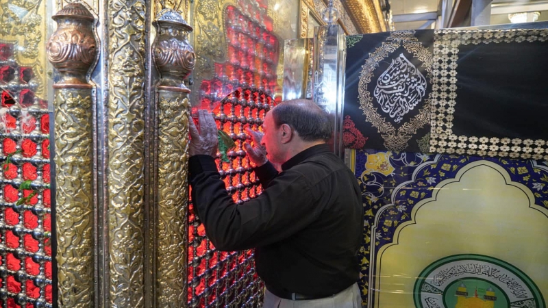 معاون وزير الداخلية والوفد المرافق له يتشرفان بزيارة مرقد طبيبة المعلولين