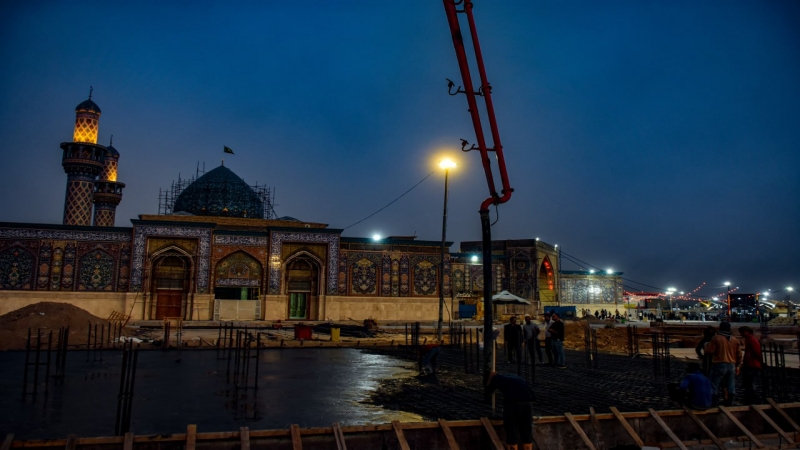 الكوادر الهندسية والفنية تواصل النهار بالليل لأكمال مشروع أواوين المرقد الشريف