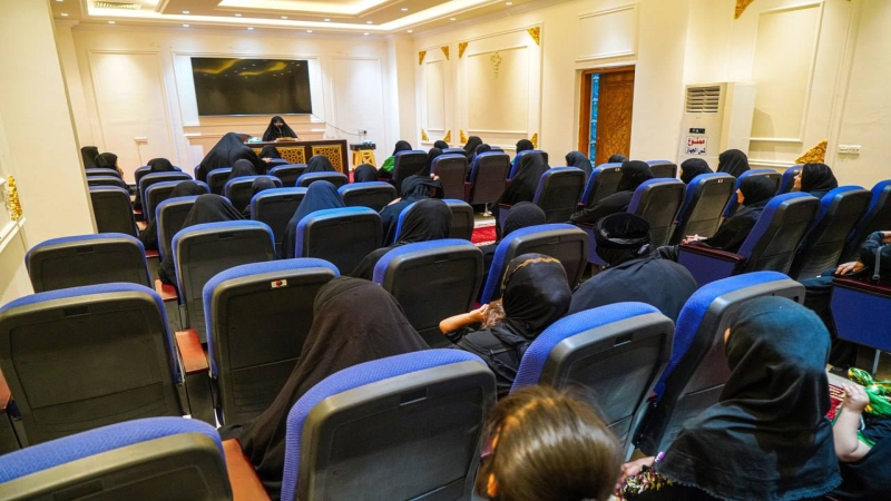 استمرار الندوات الحوارية التثقيفية الدينية في حرم طبيبة المعلولين