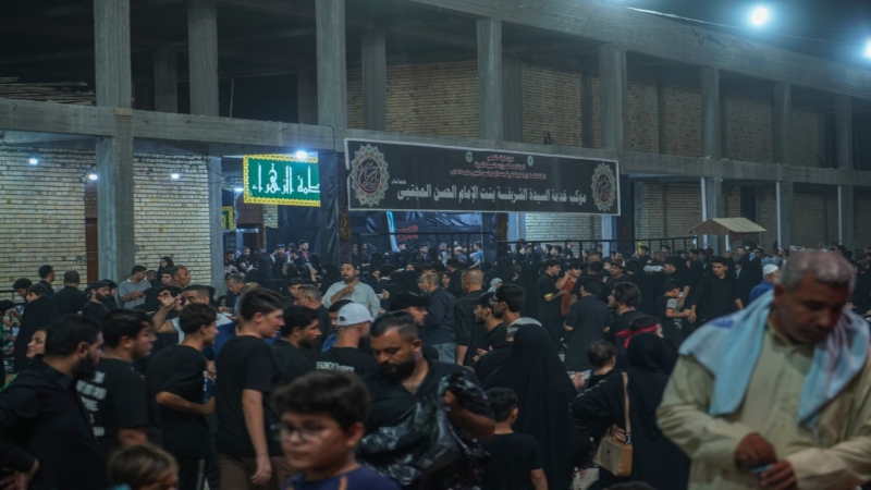 توافد المعزين والمواكب المعزيه الى السيدة الشريفة بنت الامام الحسن المجتبى(عليهما السلام)بذكرى استشهاد ابيها الامام الحسن المجتبى ع