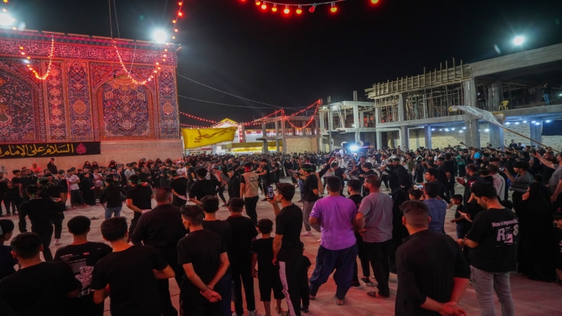 توافد المعزين والمواكب المعزيه الى السيدة الشريفة بنت الامام الحسن المجتبى(عليهما السلام)بذكرى استشهاد ابيها الامام الحسن المجتبى ع