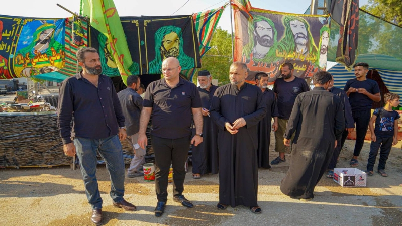 الامانة الخاصة للمرقد المبارك تباشر بتوزيع المواد الغذائية على المواكب الحسينية