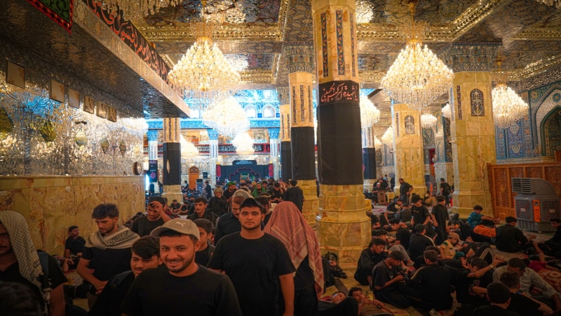 «محط أشواق الزائرين، أدخلوها بسلام آمنين»