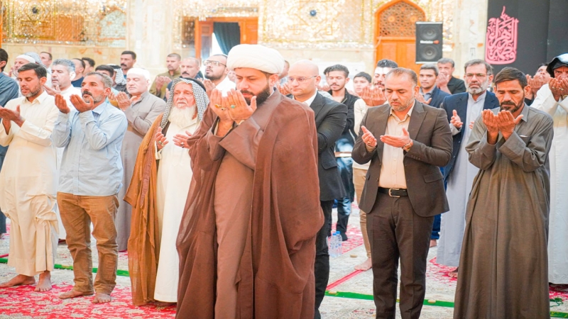 اقيمت صلاة الجماعة العبادية في حرم السيدة الشريفة بنت الامام الحسن المجتبى(عليهما السلام) بإمامة سماحة الشيخ حسن السيلاوي (دام توفيقه)
