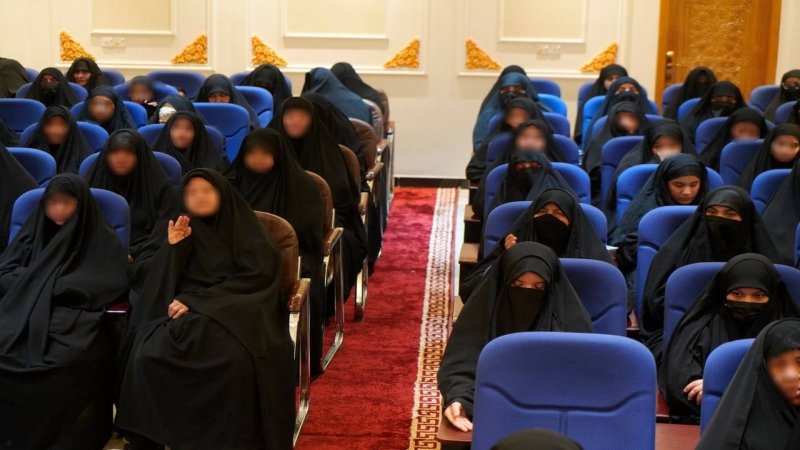 ندوة حوارية تثقيفية تحت عنوان( فاطمة روح القرآن )