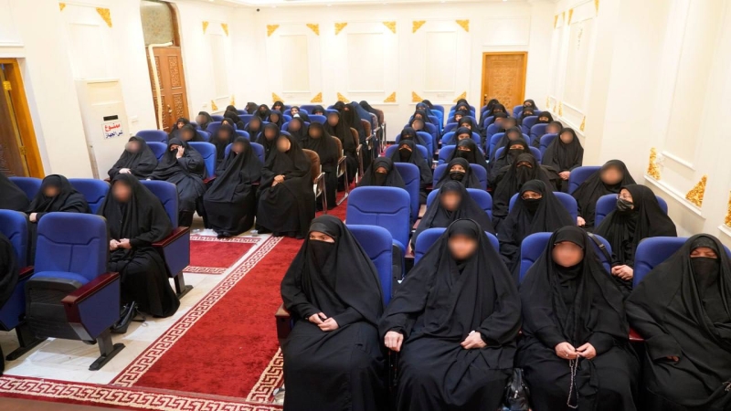ندوة حوارية تثقيفية تحت عنوان( فاطمة روح القرآن )