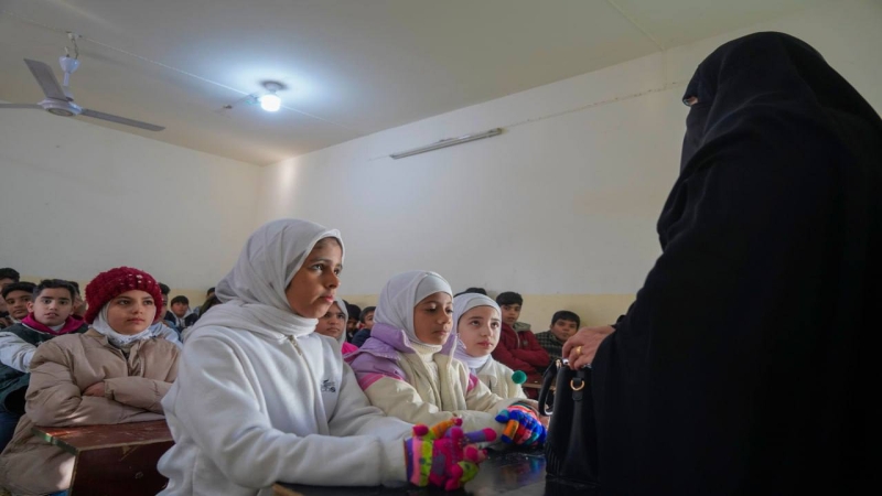الأمانة الخاصة لمرقد العلوية الشريفة بنت الحسن (ع) تنظم زيارات الى المدارس تهدف الى تعليم المسائل الفقهية والعقائدية والأخلاقية ونشر علوم القرآن