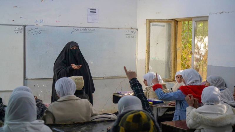 الأمانة الخاصة لمرقد العلوية الشريفة بنت الحسن (ع) تنظم زيارات الى المدارس تهدف الى تعليم المسائل الفقهية والعقائدية والأخلاقية ونشر علوم القرآن