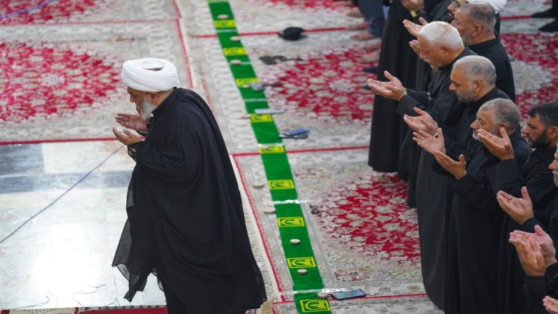 صلاة الجماعة العبادية في حرم السيدة الشريفة بنت الامام الحسن المجتبى(عليهما السلام) بإمامة اية الله سماحة الشيخ محمد السند (دام توفيقه)
