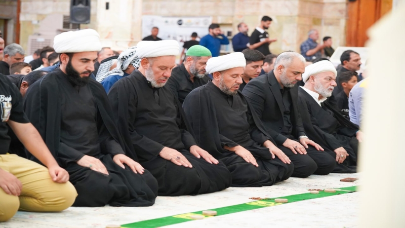 اقيمت صلاة الجماعة العبادية في حرم السيدة الشريفة بنت الامام الحسن المجتبى(عليهما السلام) بإمامة الشيخ حسن السيلاوي (دام توفيقه)