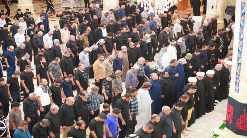 اقيمت صلاة الجماعة العبادية في حرم السيدة الشريفة بنت الامام الحسن المجتبى(عليهما السلام) بإمامة الشيخ حسن السيلاوي (دام توفيقه)