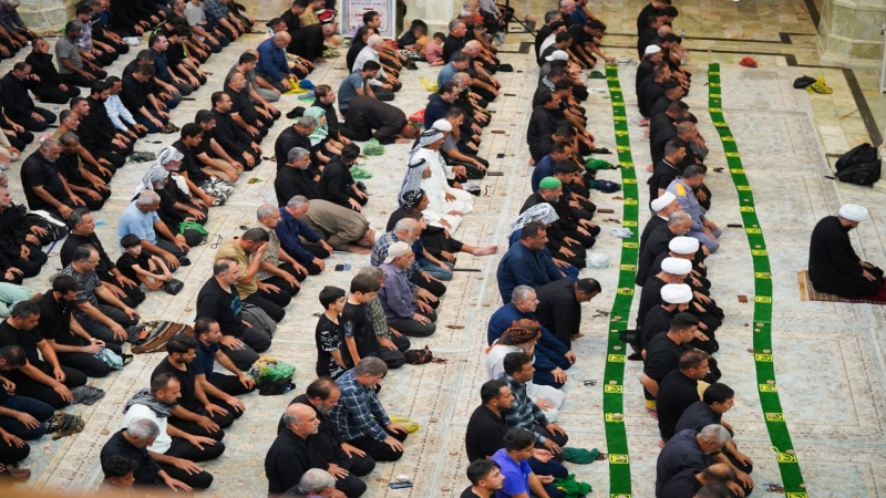 اقيمت صلاة الجماعة العبادية في حرم السيدة الشريفة بنت الامام الحسن المجتبى(عليهما السلام) بإمامة الشيخ حسن السيلاوي (دام توفيقه)